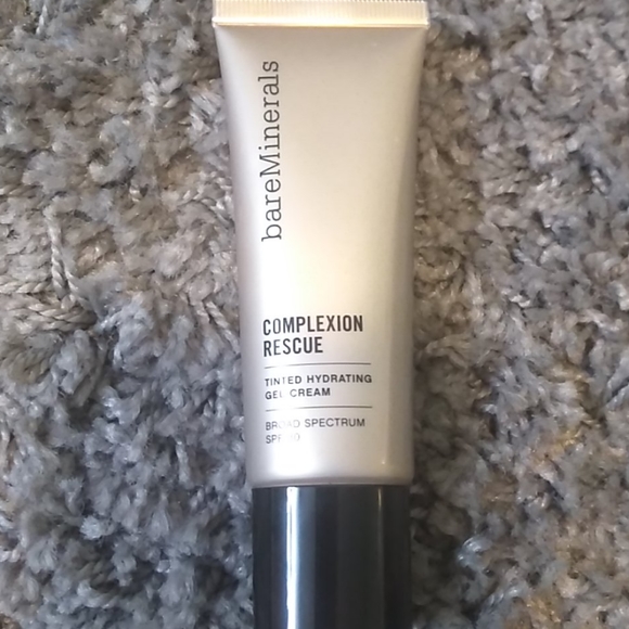 Bareminerals complexion rescue